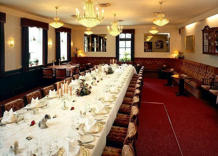 Hotel Naesbylund 3*